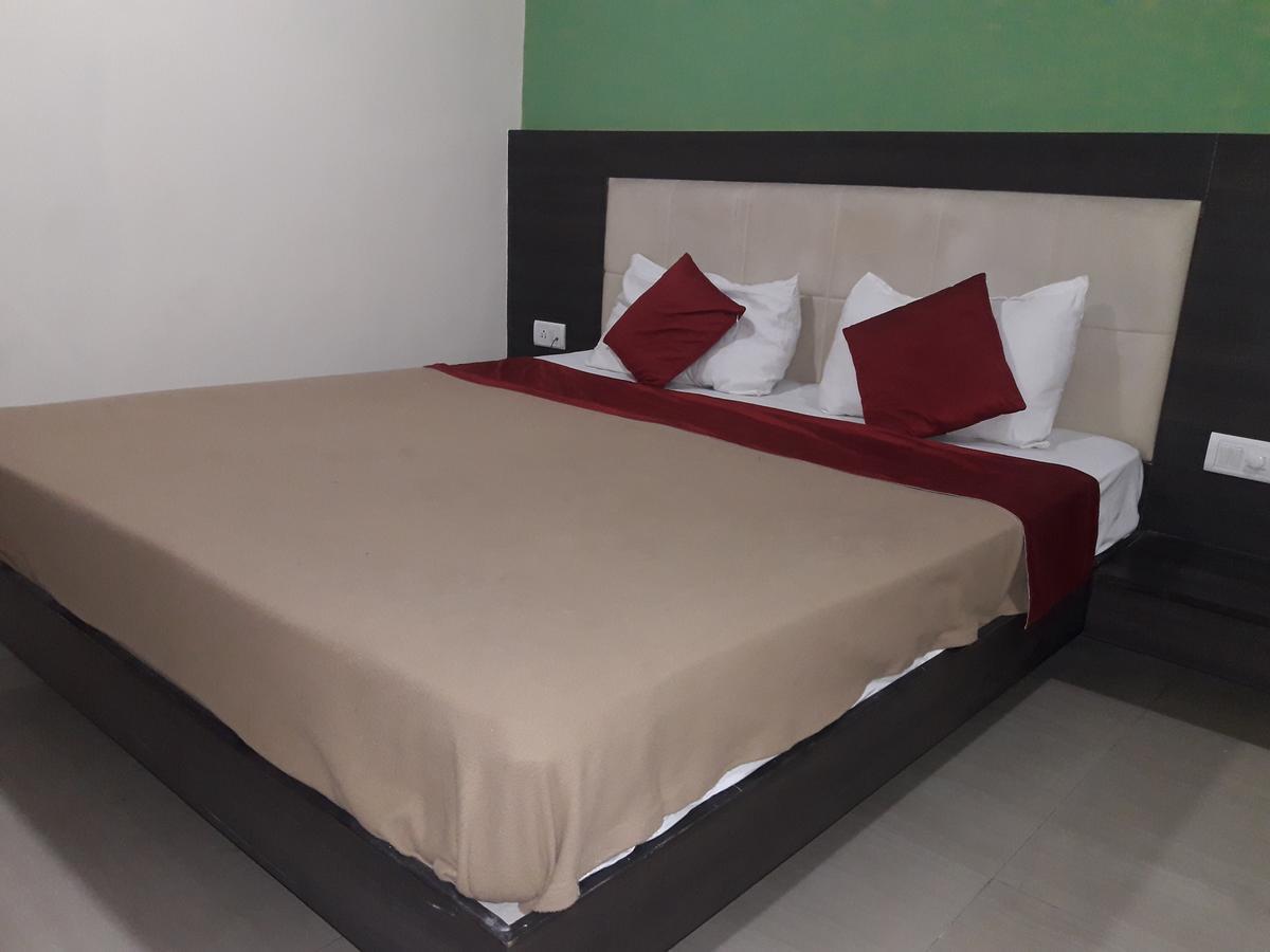 Vijaya Lakshmi Residency Hotel Bangalore Exterior foto